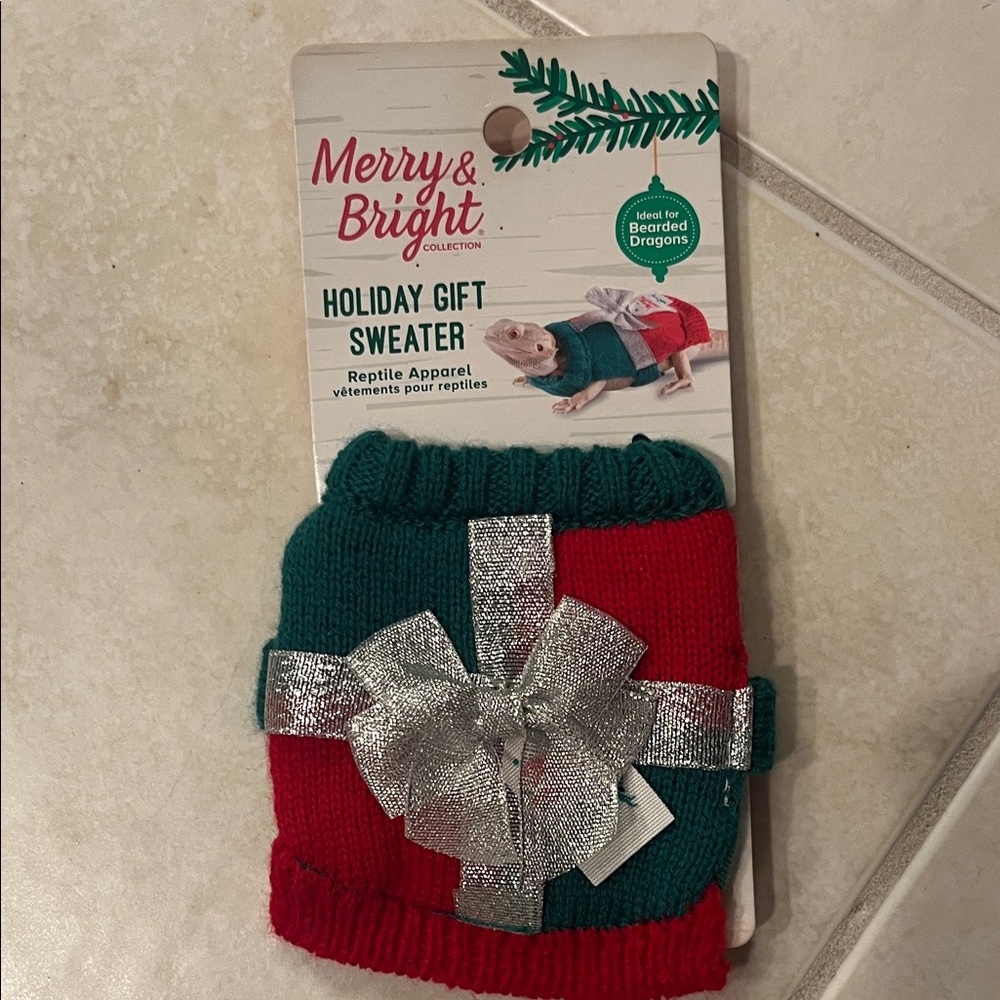 Merry & Bright Reptile Holiday Sweater - Festive Red and Green. Bearded Dragons